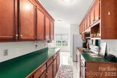 607 Helms Drive, Lowell, NC 28098 - Photo 22