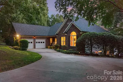 172 Mariner Pointe Lane, Mooresville, NC 28117 - Photo 4