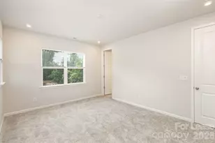 3103 Hutton Gdns Ln, Charlotte, NC 28269 - Photo 14