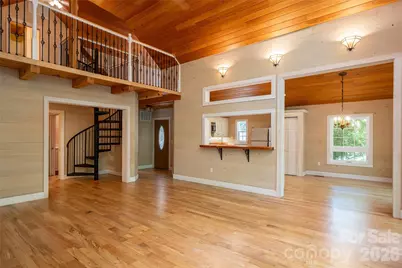 3999 Laurel Park Highway, Hendersonville, NC 28739 - Photo 34