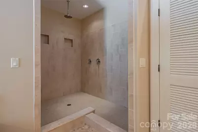 3999 Laurel Park Highway, Hendersonville, NC 28739 - Photo 24