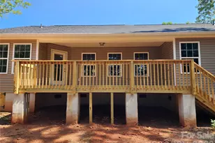 1940 Friendly Ln, Newton, NC 28658 - Photo 8