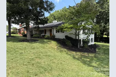 228 Cedar Street, Mooresville, NC 28115 - Photo 2