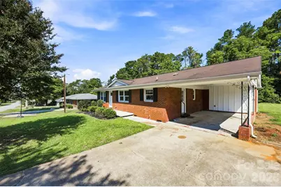 210 College Avenue, Shelby, NC 28150 - Photo 2