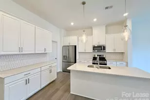 206 Silver Fleet Dr, Indian Trail, NC 28079 - Photo 2