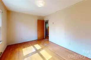 136 Marion St, Marion, NC 28752 - Photo 34
