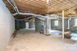 136 Marion St, Marion, NC 28752 - Photo 42