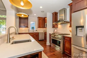 3016 Somerset Dr, Charlotte, NC 28209 - Photo 12