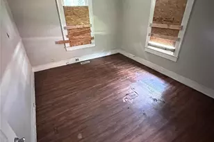 2228 Camp Greene St, Charlotte, NC 28208 - Photo 10