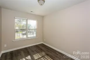 1404 Bells Knox Rd, Charlotte, NC 28214 - Photo 8