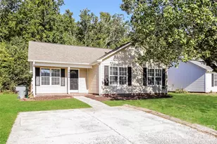1404 Bells Knox Rd, Charlotte, NC 28214 - Photo 2