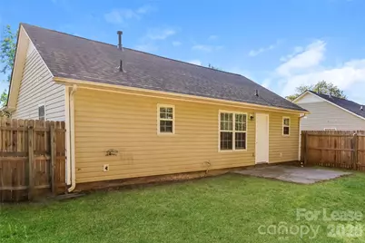 1404 Bells Knox Road, Charlotte, NC 28214 - Photo 14