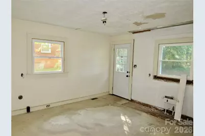 803 W Elm Street, Shelby, NC 28150 - Photo 6