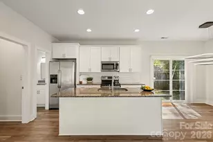 1522 Wembley Dr, Charlotte, NC 28205 - Photo 8