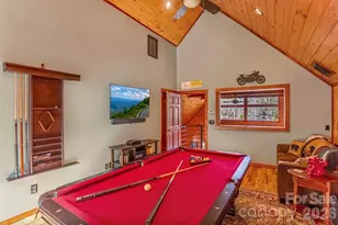 568 Auborn Trivette Rd, Sugar Grove, NC 28679 - Photo 16