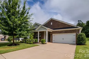 4509 Kelowna St, Charlotte, NC 28214 - Photo 2