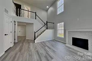 9428 White Cedar Ct, Charlotte, NC 28213 - Photo 2