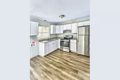 275 Efird Street, Gastonia, NC 28054 - Photo 2