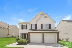 5930 Brookfield Pointe Dr, Charlotte, NC 28216 - Photo 2