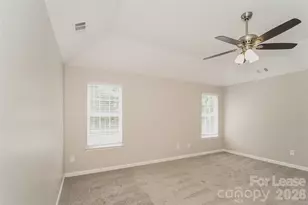 5930 Brookfield Pointe Dr, Charlotte, NC 28216 - Photo 8