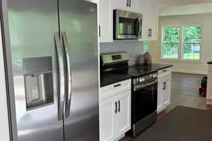 6 Green Knoll Dr, Candler, NC 28715 - Photo 2