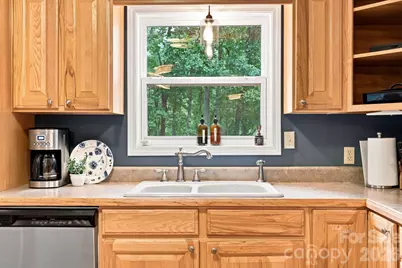 291 Merrills Chase Road, Asheville, NC 28803 - Photo 6
