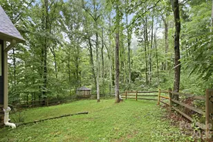291 Merrills Chase Rd, Asheville, NC 28803 - Photo 40