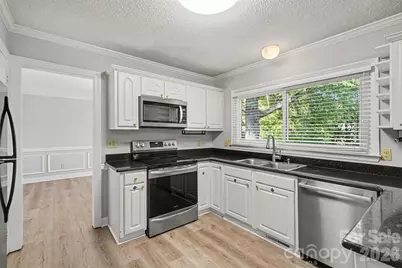 8710 Twin Trail Drive, Huntersville, NC 28078 - Photo 10