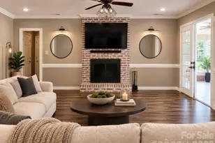 3709 Stoneglen Path, Charlotte, NC 28269 - Photo 2