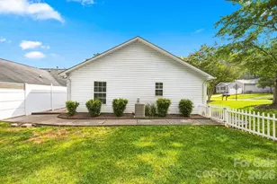 803 Whetstone Pl SW, Conover, NC 28613 - Photo 26