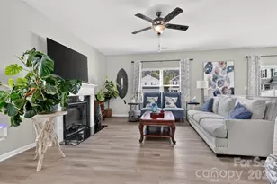 5224 Belstone Ln, Charlotte, NC 28215 - Photo 6