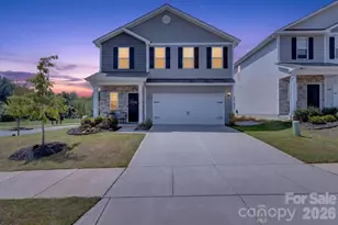 5224 Belstone Ln, Charlotte, NC 28215 - Photo 2