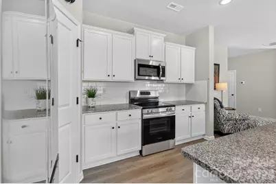 5224 Belstone Lane, Charlotte, NC 28215 - Photo 12
