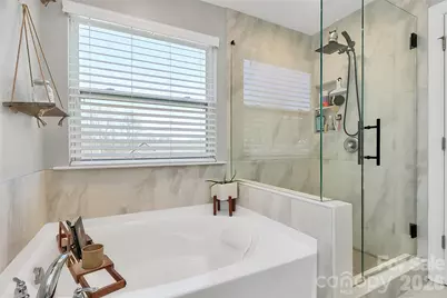 5519 Hubbard Point Drive, Charlotte, NC 28269 - Photo 26