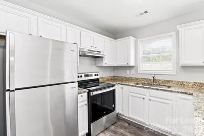 1109 Crescent Way, Wingate, NC 28174 - Photo 4