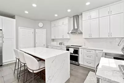 5909 Parkstone Drive, Matthews, NC 28104 - Photo 8