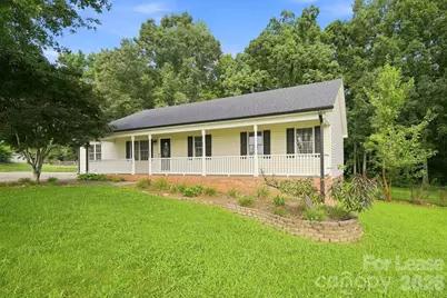 209 Pilots Ridge Drive, Bessemer City, NC 28016 - Photo 2