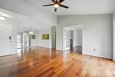 5007 Sharon Road, Charlotte, NC 28210 - Photo 12