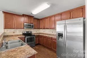 6009 Olivia Catherine Way, Charlotte, NC 28213 - Photo 4