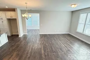 3205 Shamrock Dr, Charlotte, NC 28215 - Photo 2