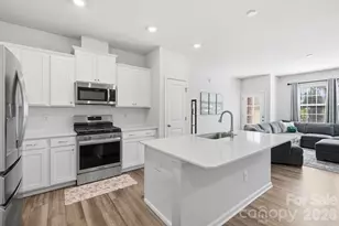 9709 Inkberry Dr, Gastonia, NC 28056 - Photo 8