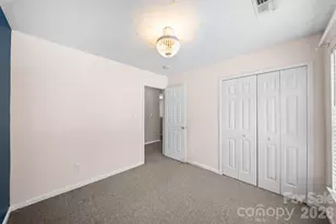 7838 Cafferty Cir, Charlotte, NC 28215 - Photo 24