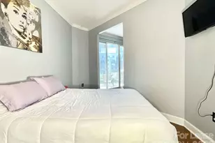 300 W 5th St, Charlotte, NC 28202 - Photo 10