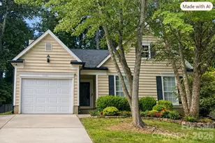 9206 Rotherham Ln, Charlotte, NC 28216 - Photo 2