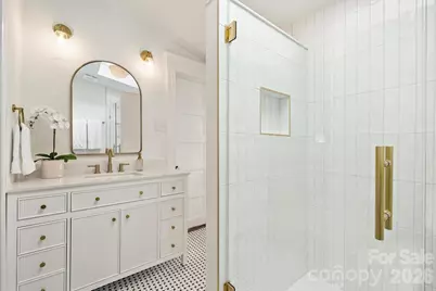 320 E Worthington Avenue, Charlotte, NC 28203 - Photo 22