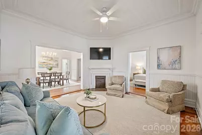320 E Worthington Avenue, Charlotte, NC 28203 - Photo 6