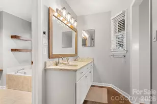 9816 Emerald Point Dr, Charlotte, NC 28278 - Photo 14