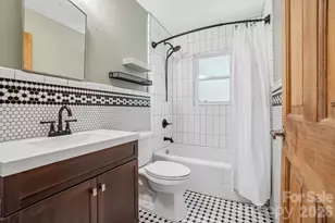 322 Crescent Ave, Hendersonville, NC 28792 - Photo 22