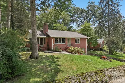 322 Crescent Avenue, Hendersonville, NC 28792 - Photo 4