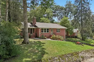 322 Crescent Ave, Hendersonville, NC 28792 - Photo 4